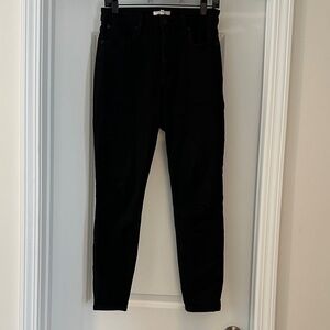 STS Blue Women's Skinny Jeans in Black